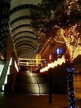 東京オペラシティのクリスマスイルミネーション２００５