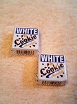 チロルチョコ「ホワイト＆クッキー」