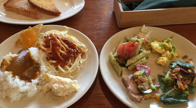 シズラーでサラダバーランチ