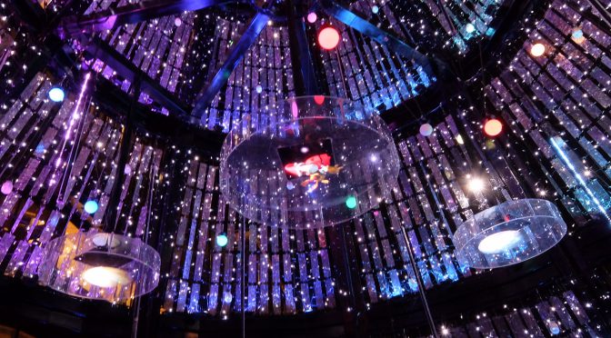東京ミッドタウン日比谷のクリスマスイルミネーション「スターライトツリー2019」