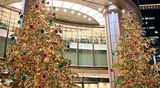日本橋三越のクリスマスツリー2021