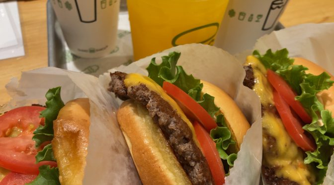 Shake Shack(シェイクシャック)二子玉川店