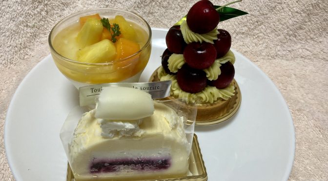 新宿・京王プラザホテルのケーキ