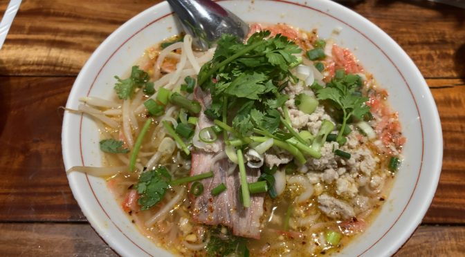 バンコク屋台「カオサン」で食べたヌードル